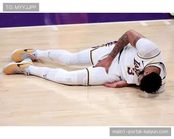 米罗因伤大概率轮休对阵公牛 尼克斯护框能力面临临时调整